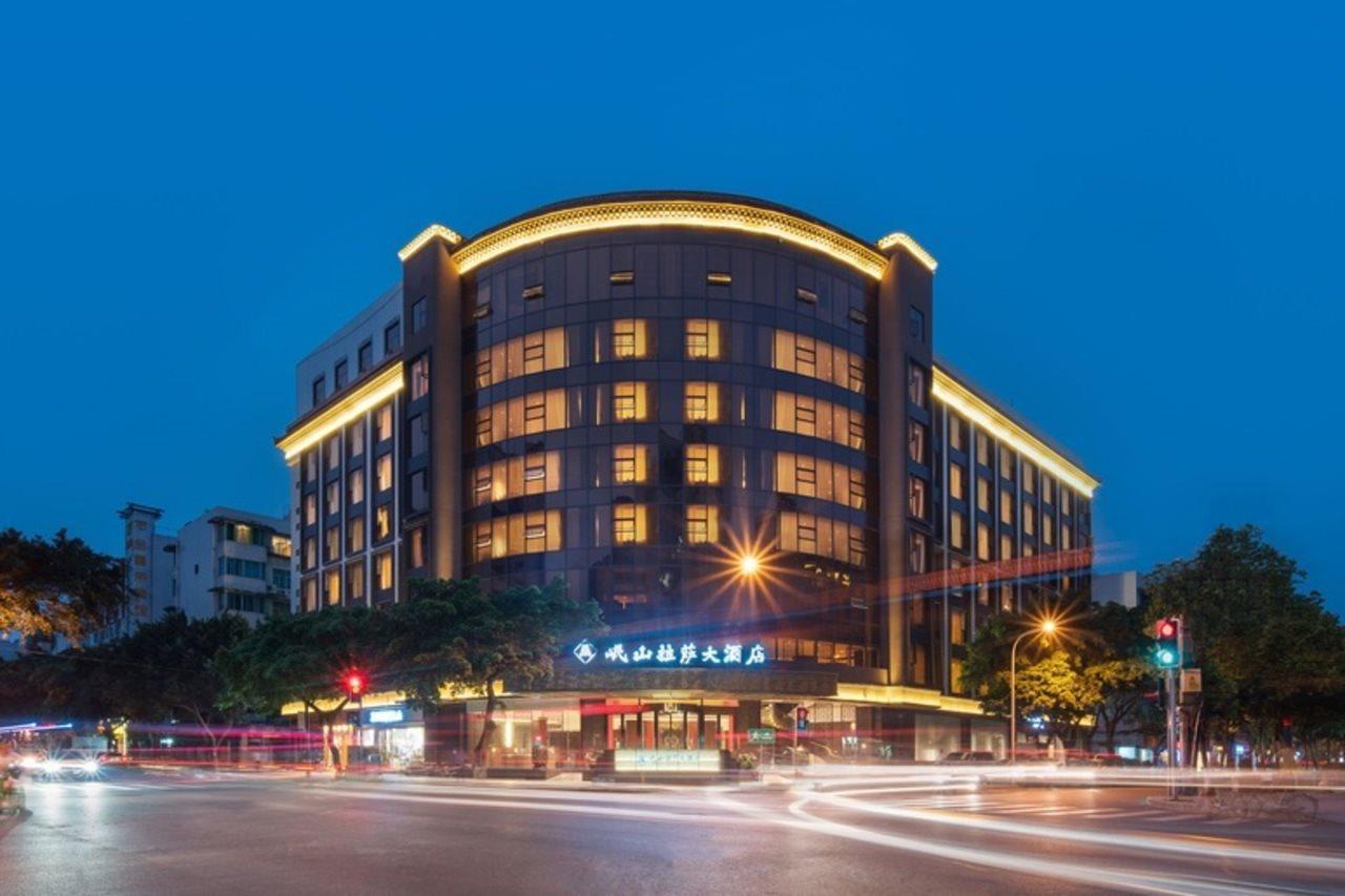 Minshan Lhasa Grand Hotel Chengdú Exterior foto