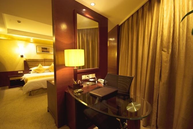 Minshan Lhasa Grand Hotel Chengdú Habitación foto